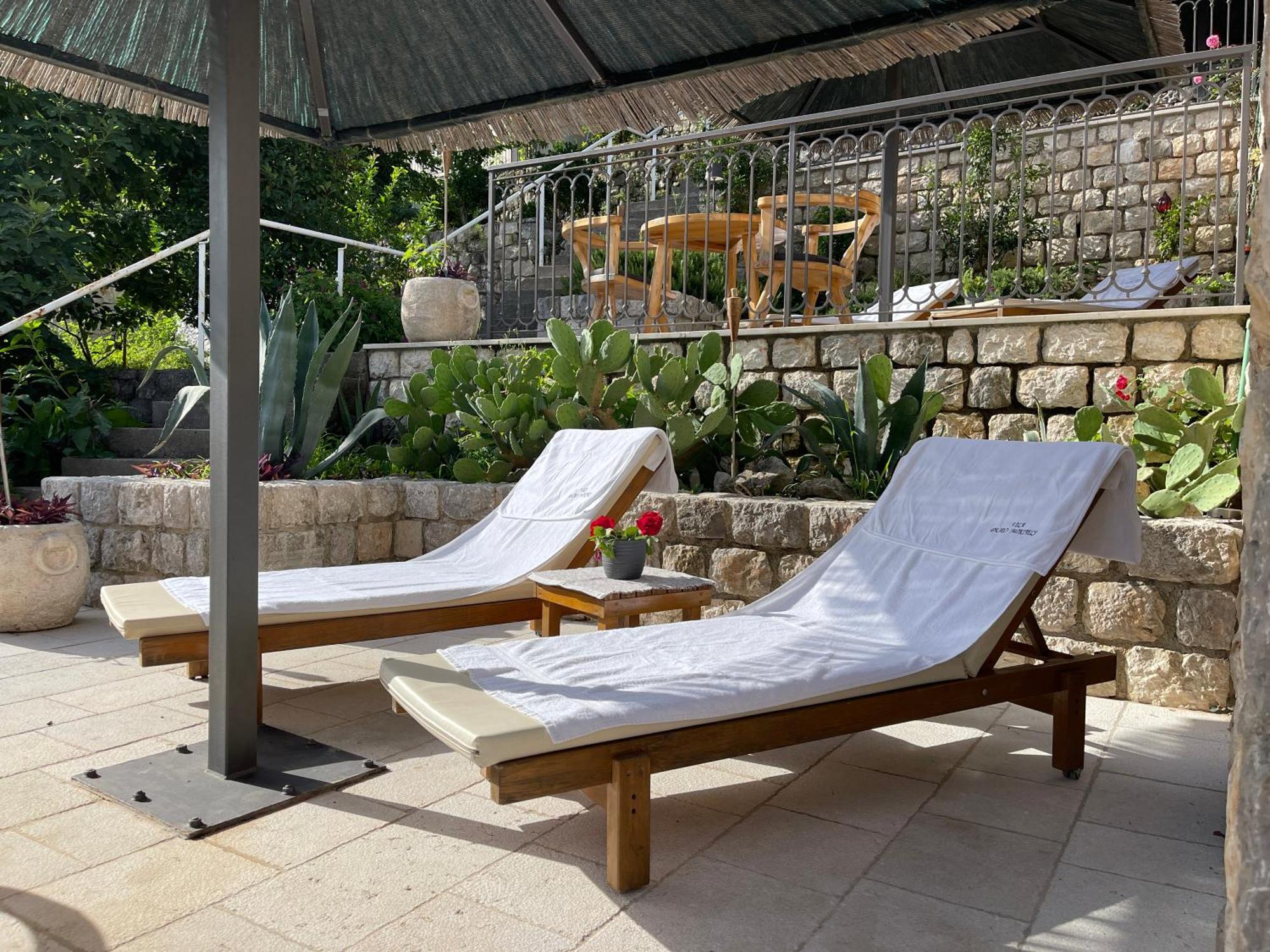 Vila Djuro Mikijelj Donji Stoliv Exterior foto