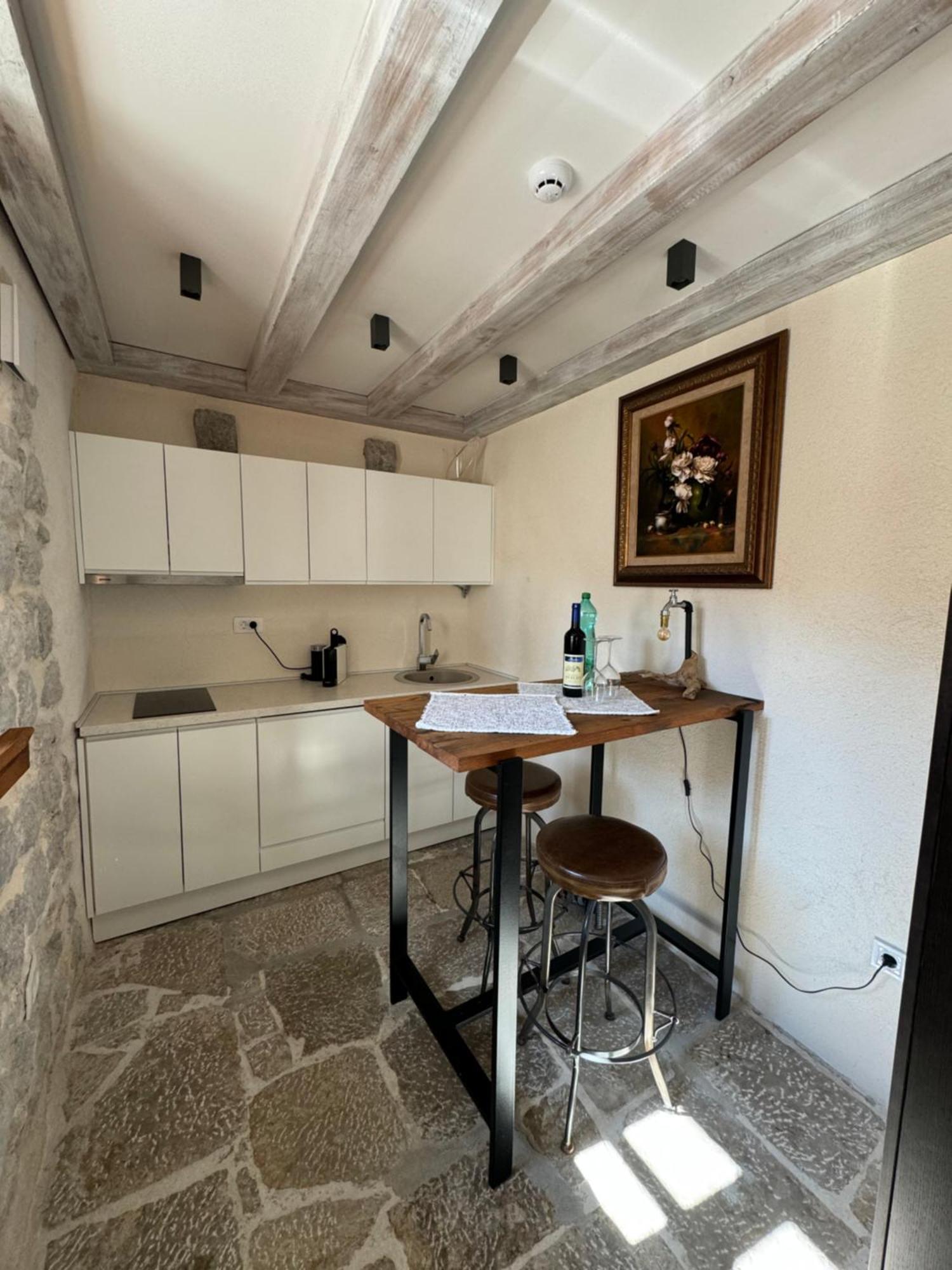 Vila Djuro Mikijelj Donji Stoliv Exterior foto